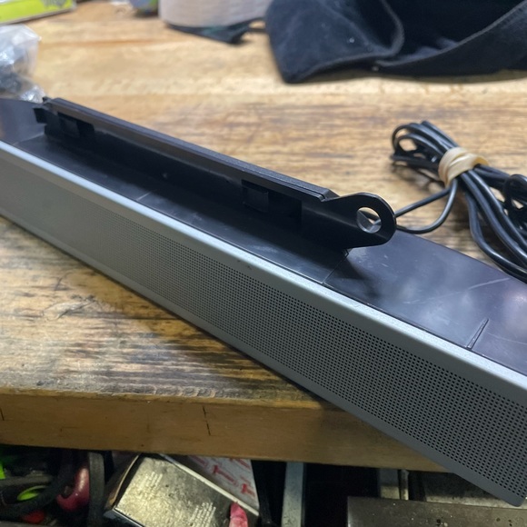 Dell AS501 Sound Bar Speaker system
Used conditions - Picture 10 of 12